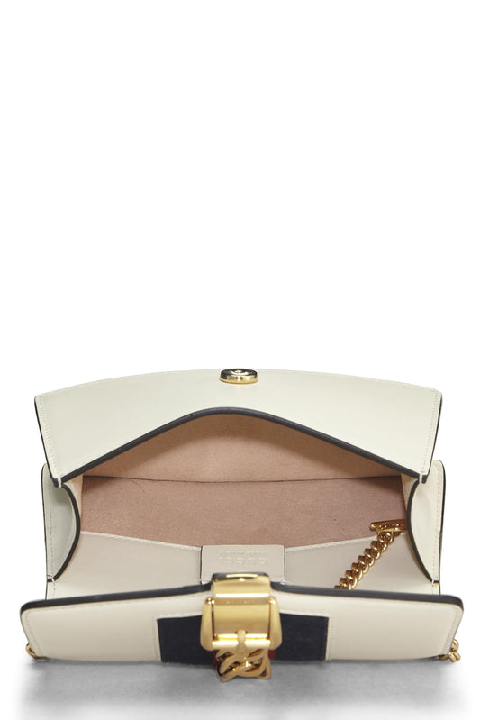 Gucci,  White Leather Sylvie Chain Bag, White