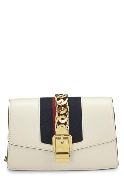 Gucci,  White Leather Sylvie Chain Bag, White