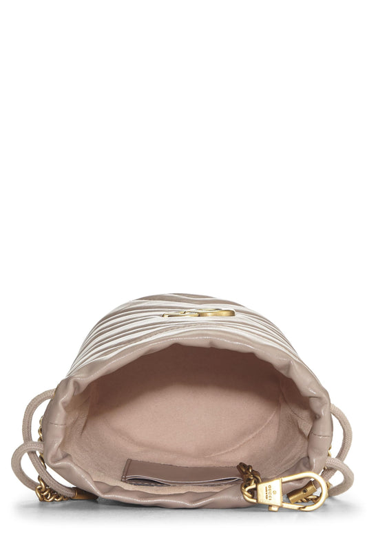 Gucci,  Beige Leather 'GG' Marmont Chain Bucket Bag Small, Beige