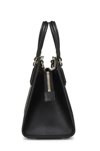 Gucci,  Black Grained Leather Soho Handbag, Black