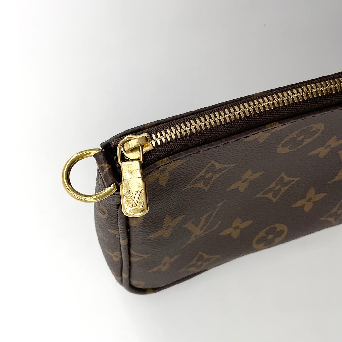 LOUIS VUITTON Monogram Multi Pochette Large