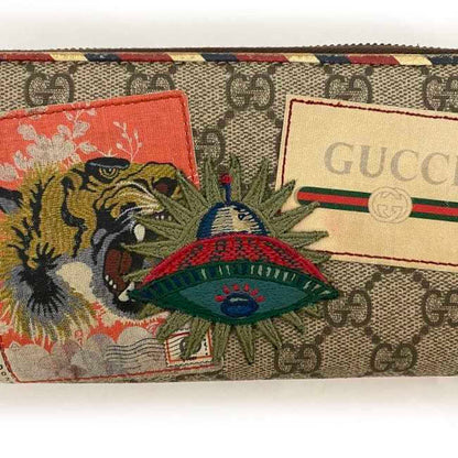 Gucci Zip around