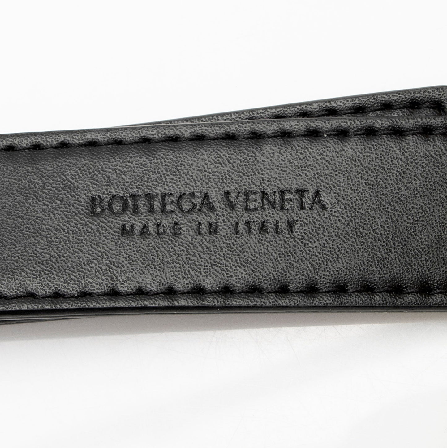 Bottega Veneta Lambskin Cassette Belt Bag (SHF-NRy7kE)