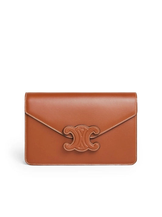 Wallet on Chain Triomphe in Shiny Calfskin Tan