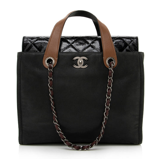 Chanel Glazed Calfskin Portobello Large Tote (SHF-16426)