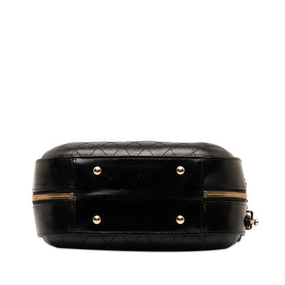 Chanel Medium Crumpled Calfskin Vanity Case (SHG-tJJn02)