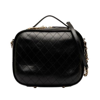 Chanel Medium Crumpled Calfskin Vanity Case (SHG-tJJn02)