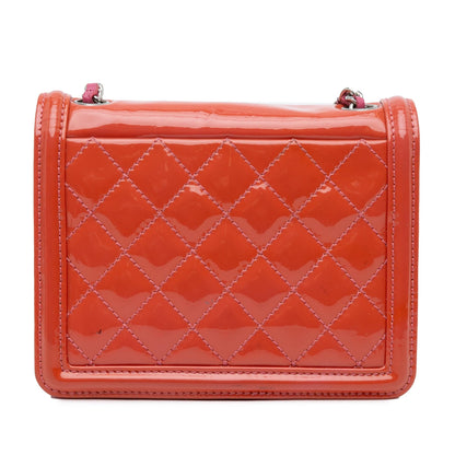 Chanel Mini Ombre Plexiglass and Patent Boy Brick Flap (SHG-ekVGPs)