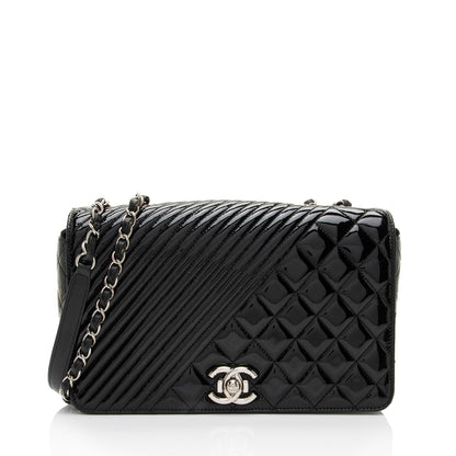 Chanel Patent Leather Coco Boy Medium Flap Bag (SHF-qtoszA)