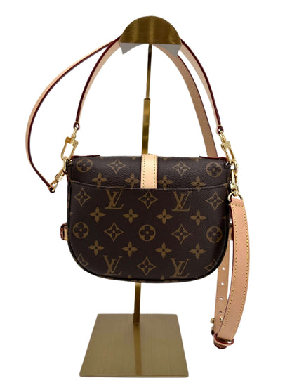 LOUIS VUITTON Monogram Saumur BB - Classic Crossbody in Excellent Condition