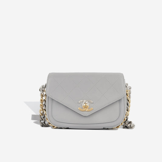 Seasonal Chain Flap Bag