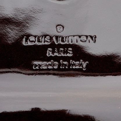 Louis Vuitton Patent Leather Sobe Clutch (SHF-22979)