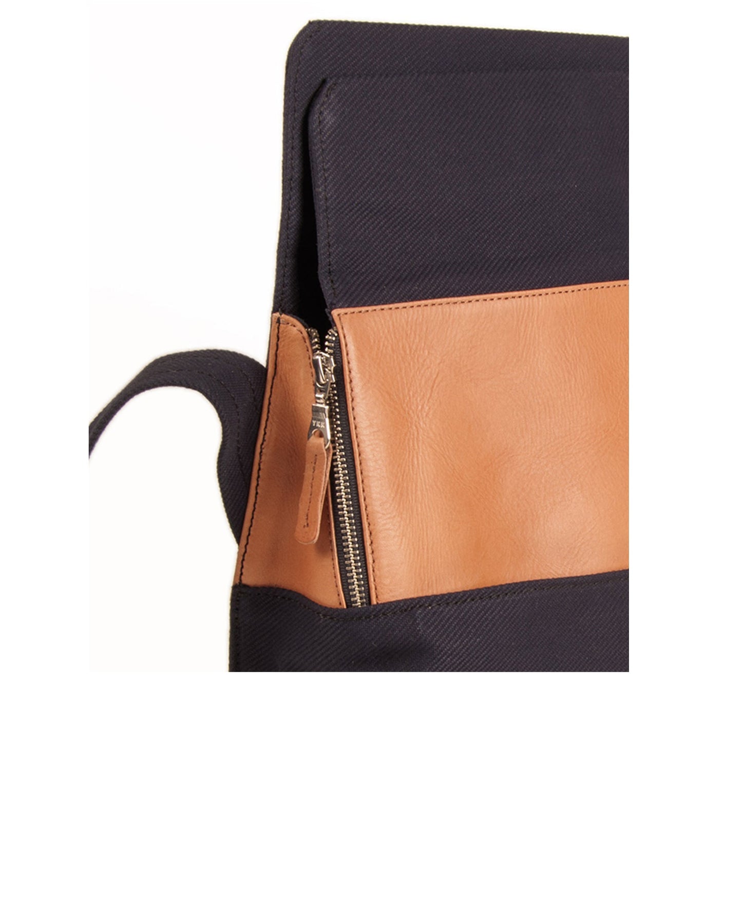 mailbag Messenger up end M