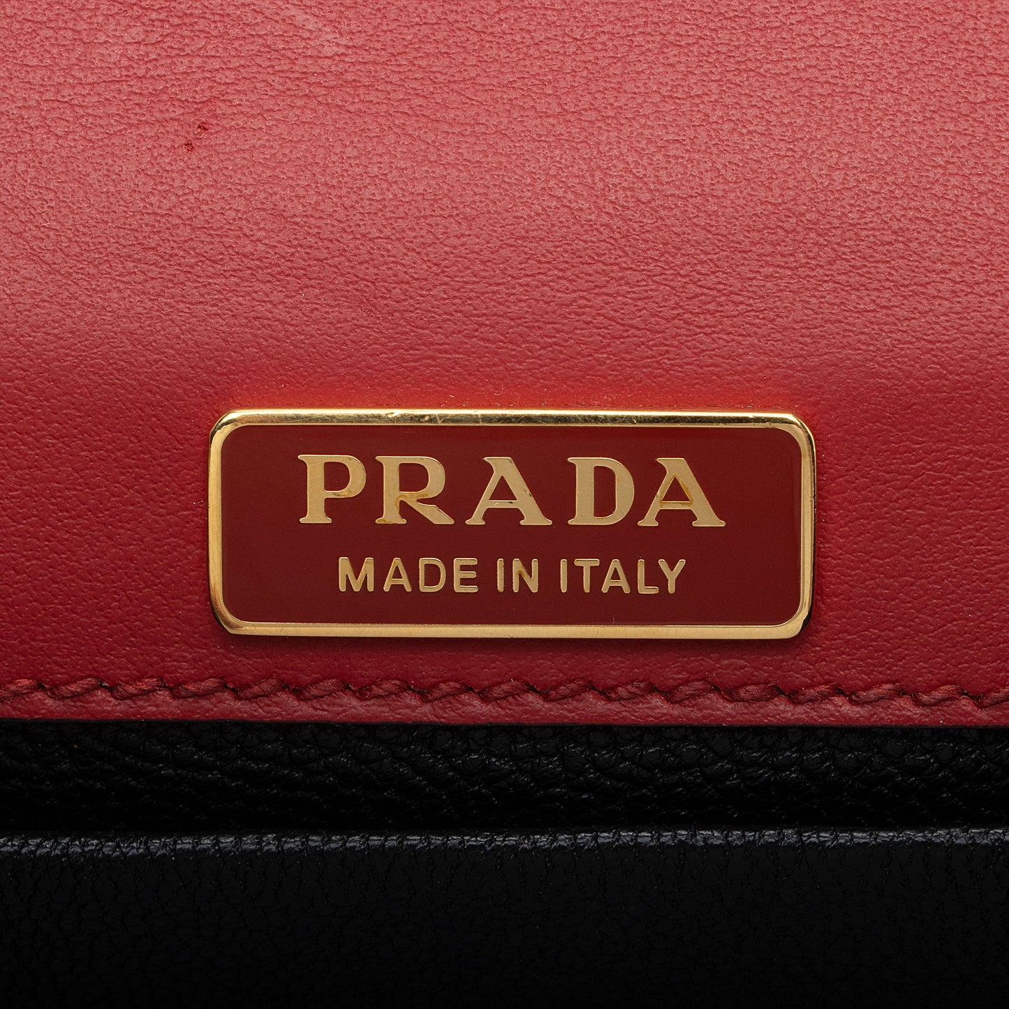 Prada Calfskin Cahier Shoulder Bag (SHF-gKSKfj)