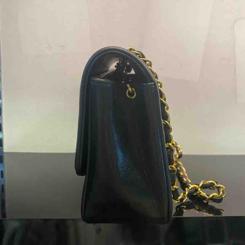 Chanel Black Lambskin Diana Flap Bag Medium