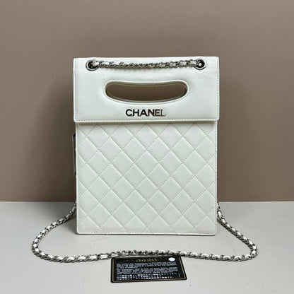 Chanel White Lambskin 2Way Chain Bag Quilted