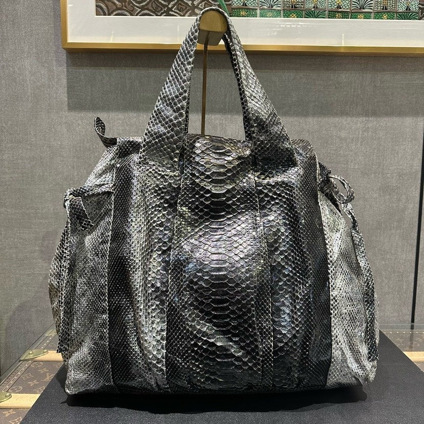 Gucci Grey Python Leather Tote Bag 30x40x10cm