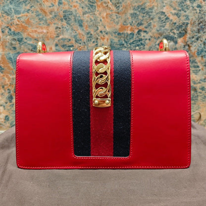 Gucci Sylvie Red Leather Chain Accent Shoulder Bag 26x17x8cm