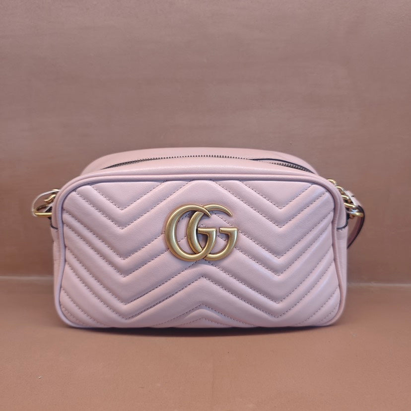 Gucci GG Marmont Matelasse Leather Shoulder Bag Pink Medium