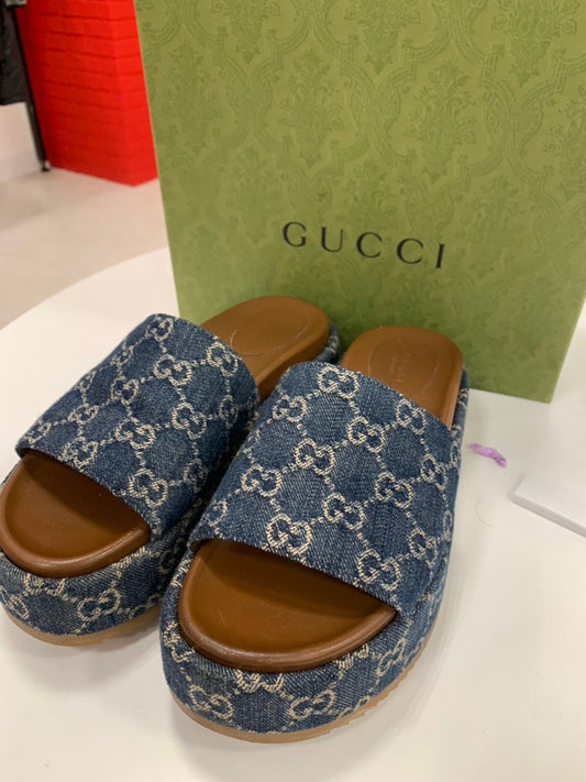 Gucci Denim Blue Sandals Size 38 for Women