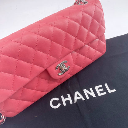 Chanel classic flap bag TWS