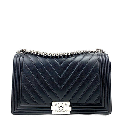 CHANEL 2016 Chevron Boy Bag Medium Black