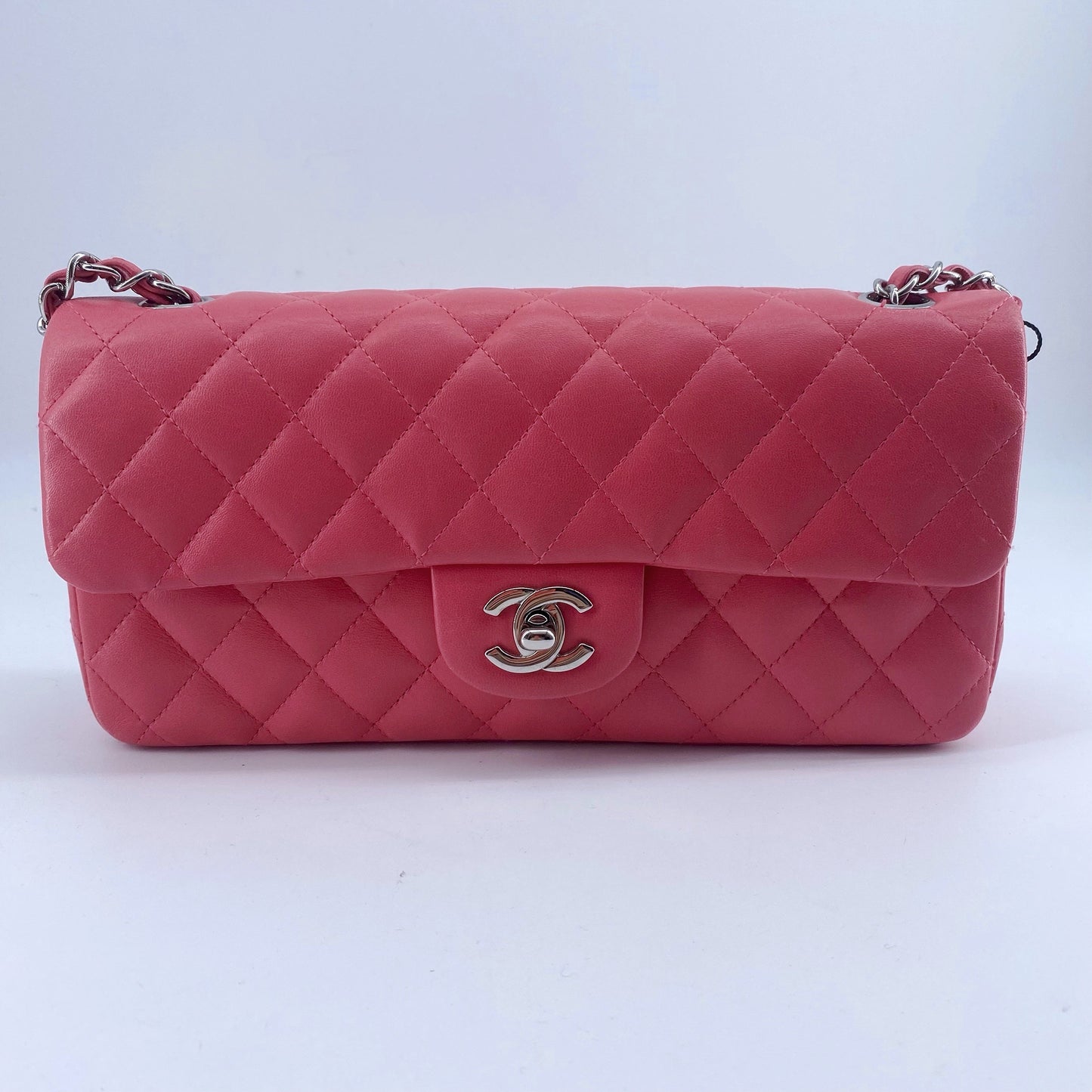 Chanel classic flap bag TWS