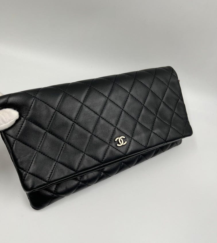 Chanel Matelasse Lambskin Leather CC Clutch bag in Black