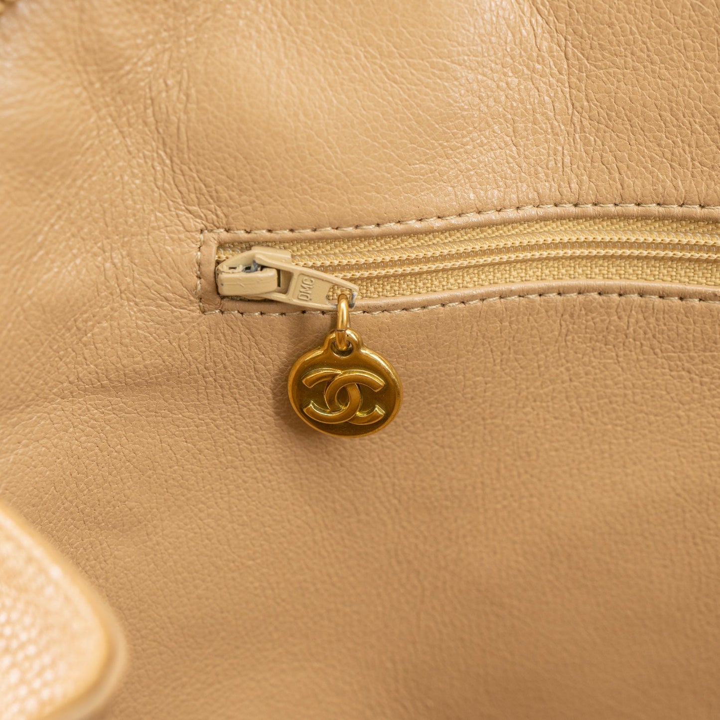 CHANEL VINTAGE golden ball shoulder bag