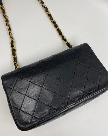 Chanel Vintage Crossbody Flap bag