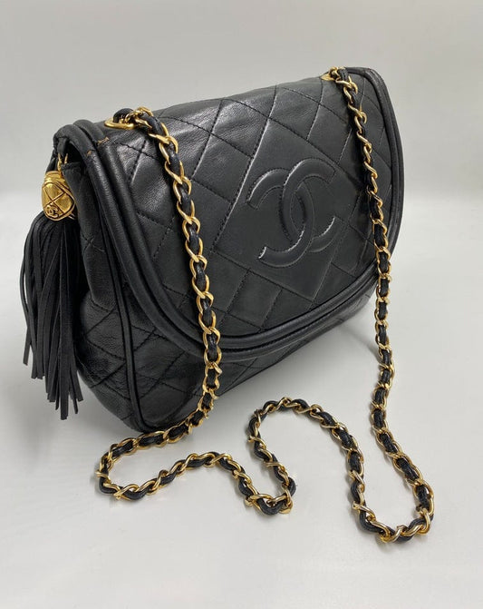 Chanel Vintage Crossbody Flap bag