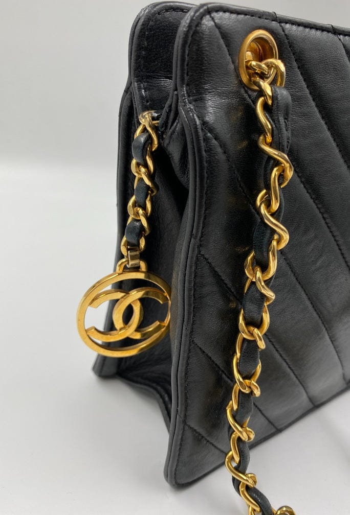 Chanel Vintage Crossbody Bag