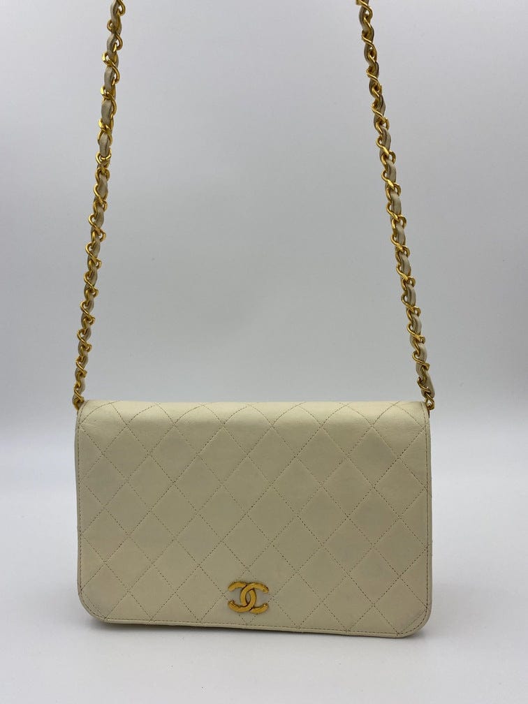 Chanel Vintage Shoulder Flap bag