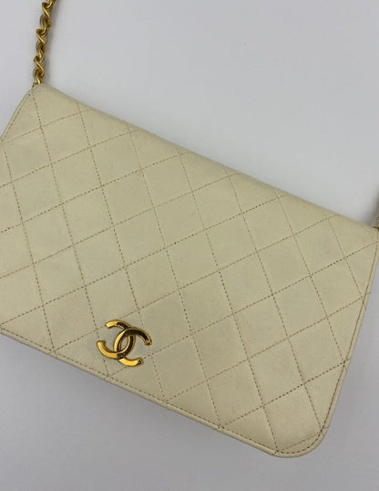 Chanel Vintage Shoulder Flap bag