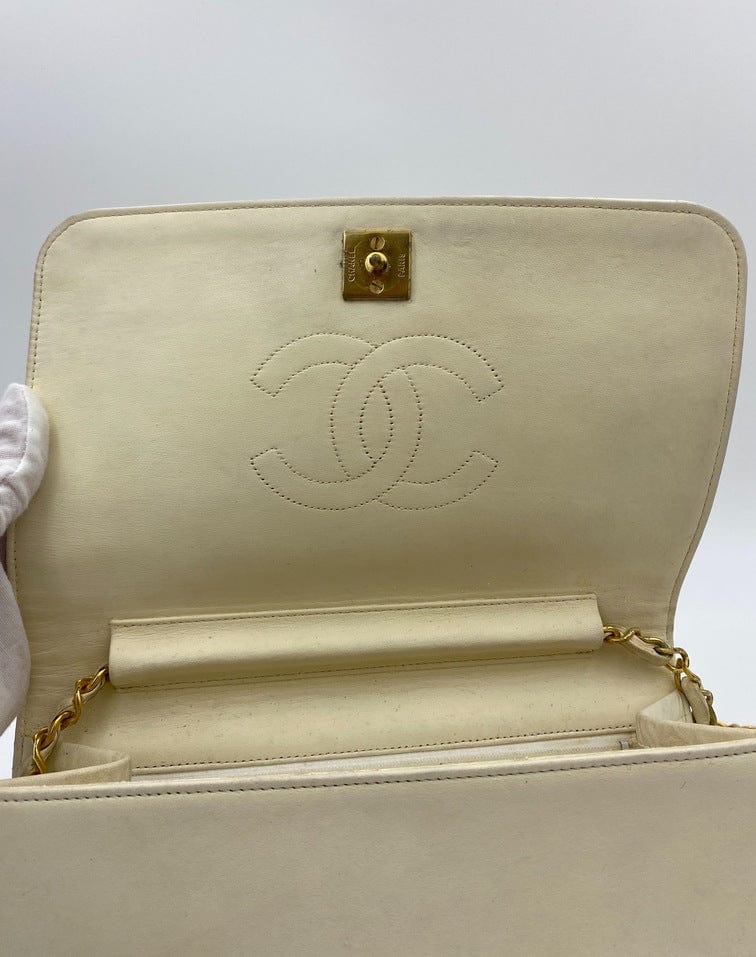 Chanel Vintage Shoulder Flap bag