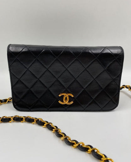 Chanel Vintage Crossbody Flap bag