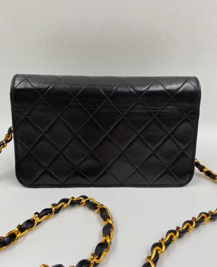 Chanel Vintage Crossbody Flap bag