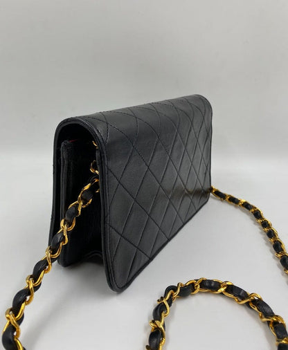 Chanel Vintage Crossbody Flap bag