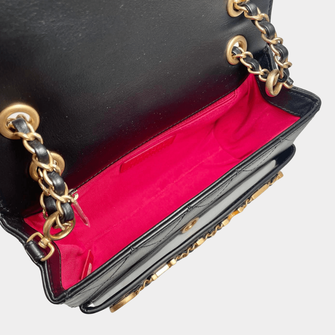 CHANEL 2020 Enchained Flap Bag -Small