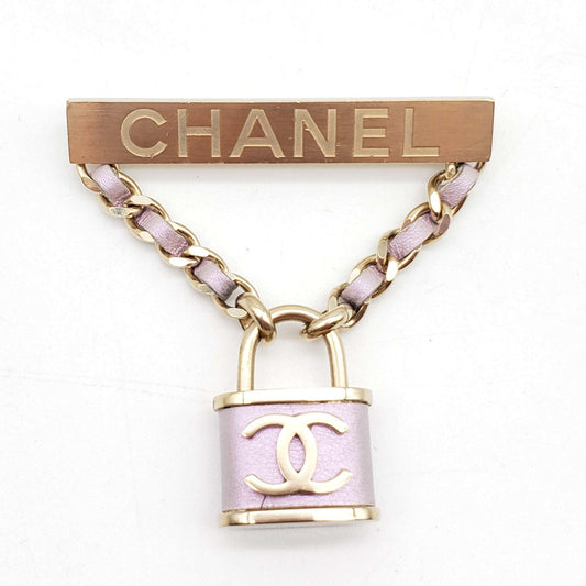 CHANEL Brooch or Pin