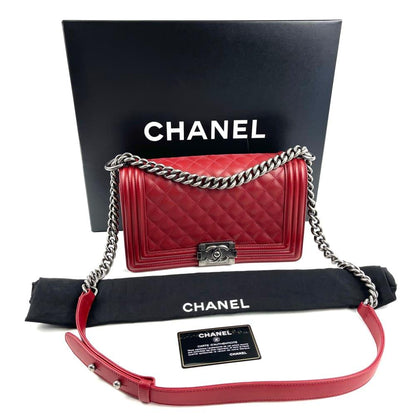 CHANEL 2013-2014 Medium Boy Bag - Red