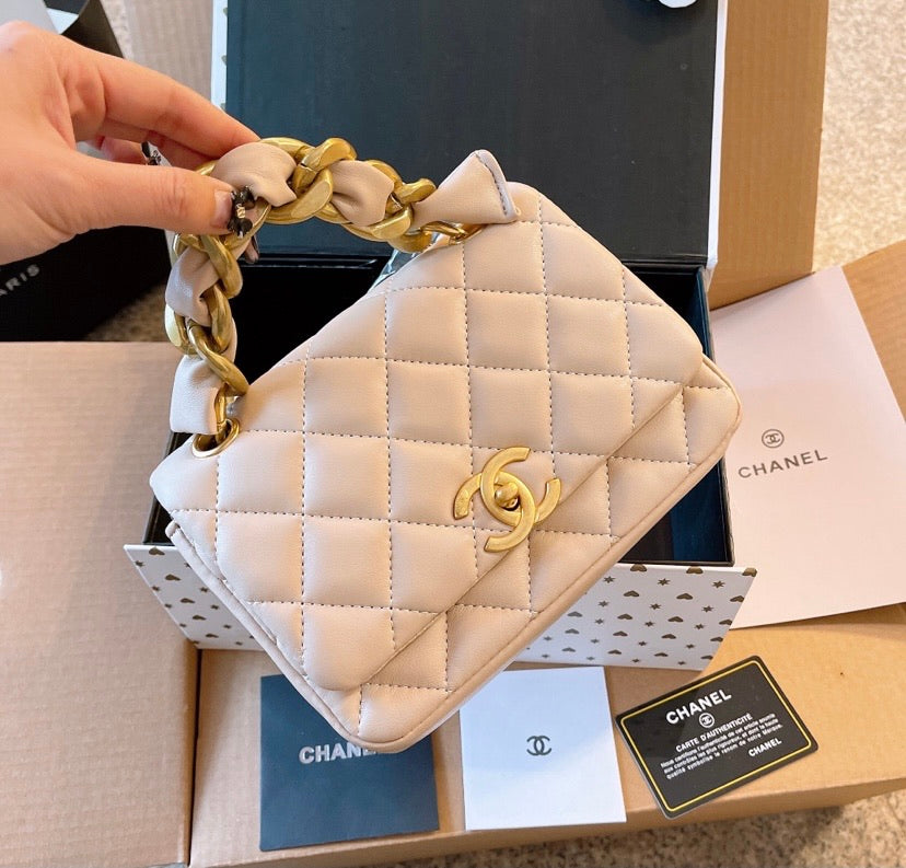 Chanel women handbags