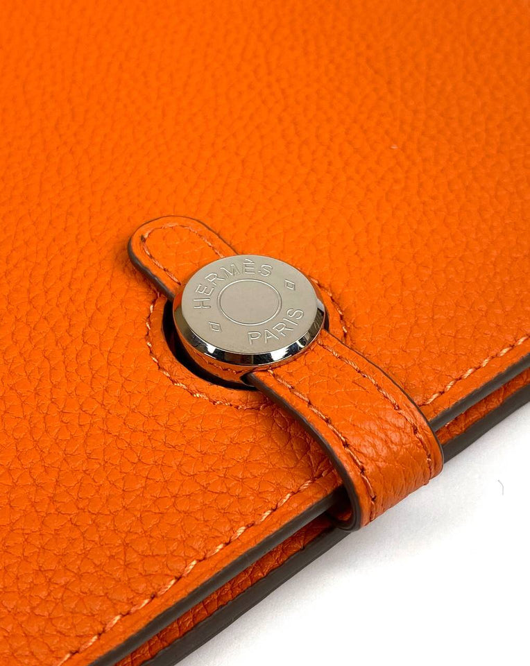 Hermès orange Dogon Duo wallet