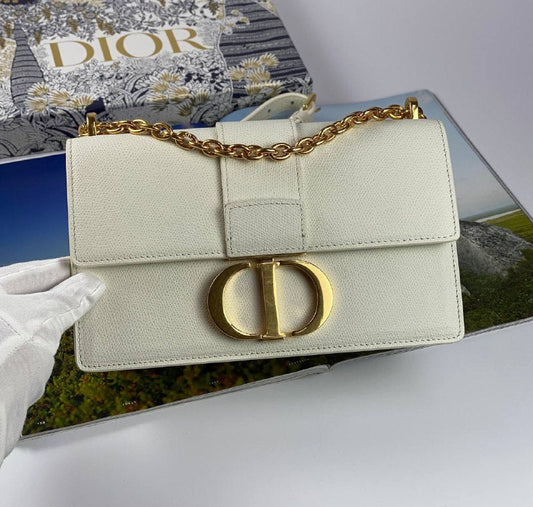 Dior 30 MONTAIGNE BAG white